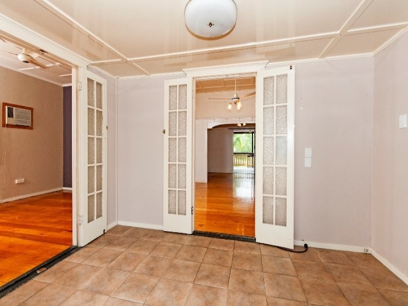 161 Pine Mountain Road, Brassall QLD 4305