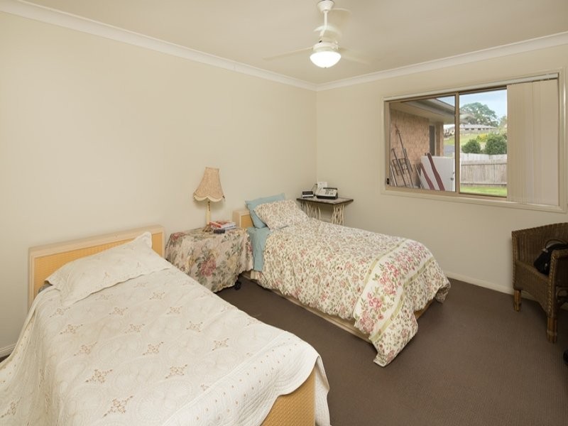 2 Overton Place, Fernvale QLD 4306
