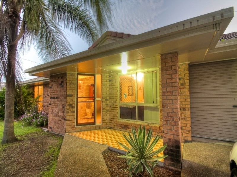 34 Cameron Street, Redbank Plains QLD 4301