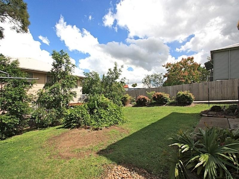 28 Moffatt Street, Ipswich QLD 4305