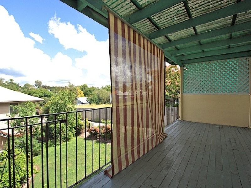 28 Moffatt Street, Ipswich QLD 4305