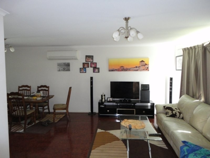 7 Pouincradda Street, Blacksoil QLD 4306