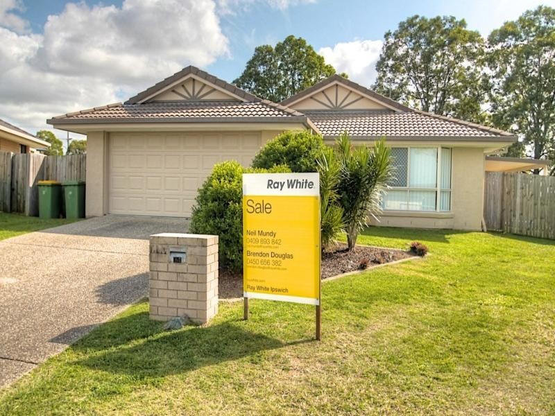 34 Angela Place, Yamanto QLD 4305