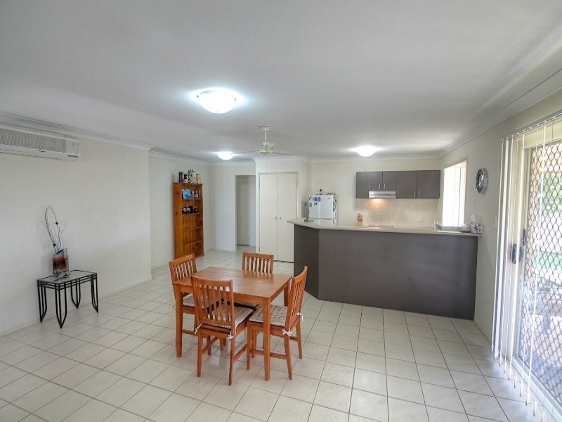 34 Angela Place, Yamanto QLD 4305