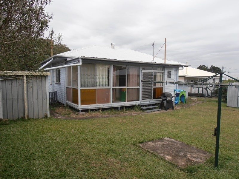 6 Huish Street, Eastern Heights QLD 4305