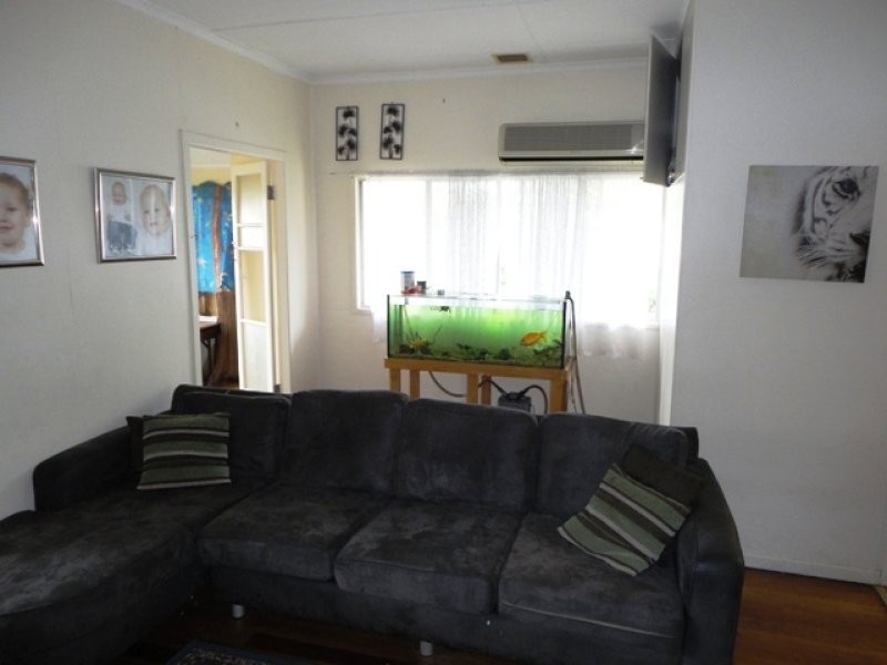 262 Warwick Road, Churchill QLD 4305
