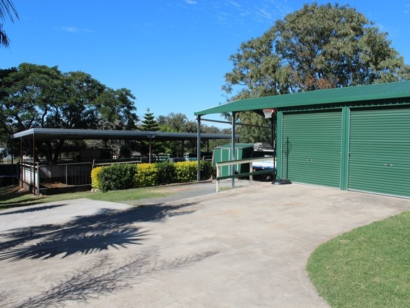 60 Stafford Street, Silkstone QLD 4304