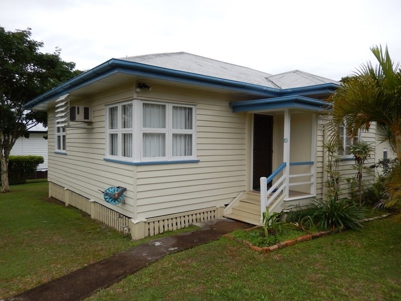 10 Hunter Street, Brassall QLD 4305