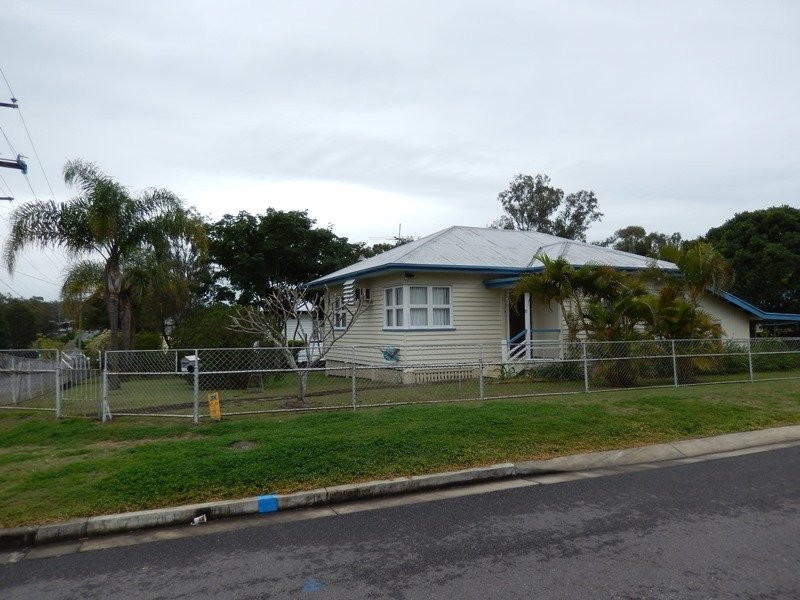 10 Hunter Street, Brassall QLD 4305