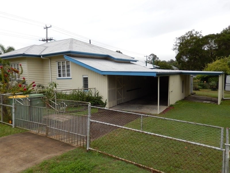 10 Hunter Street, Brassall QLD 4305