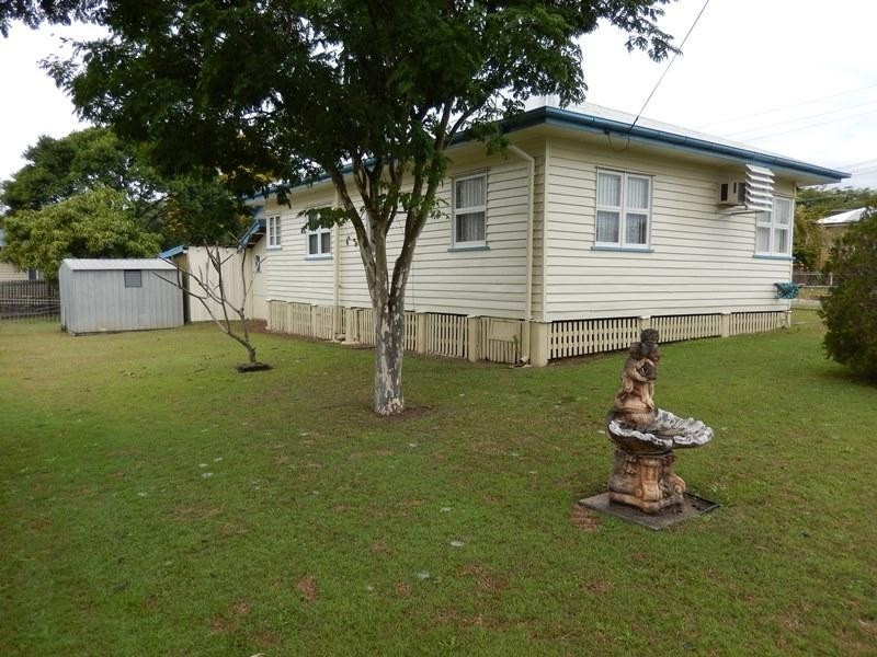 10 Hunter Street, Brassall QLD 4305