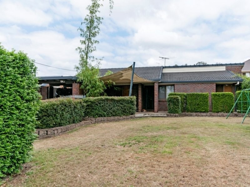 10 Gregory Street, Wulkuraka QLD 4305