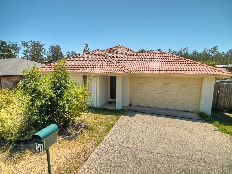 47 Eric Drive, Blackstone QLD 4304