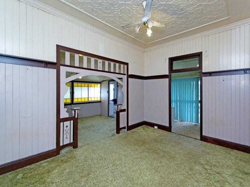 4 Merton Street, East Ipswich QLD 4305