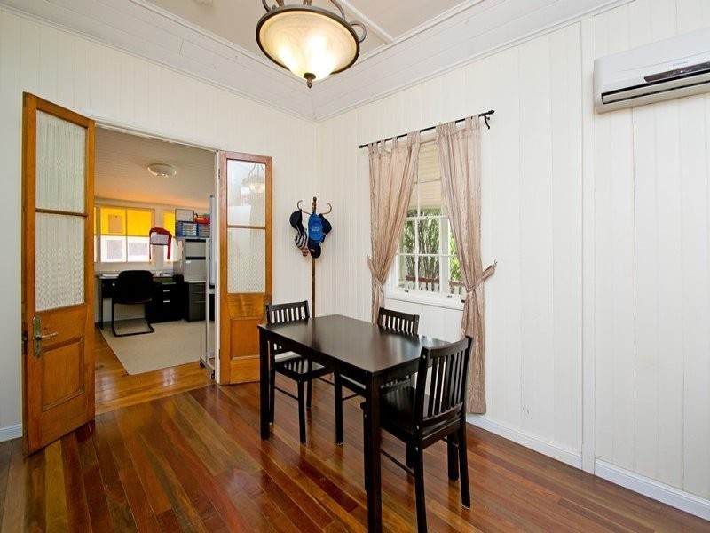 17 Murphy Street, Ipswich QLD 4305