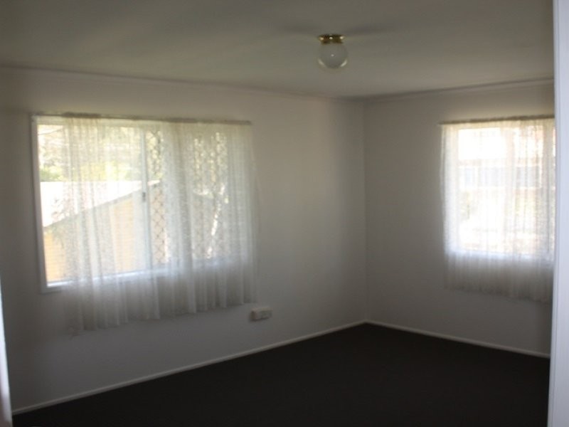 16 Fraser Street, Leichhardt QLD 4305