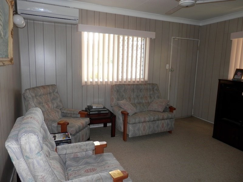 24 Robertson Road, Eastern Heights QLD 4305