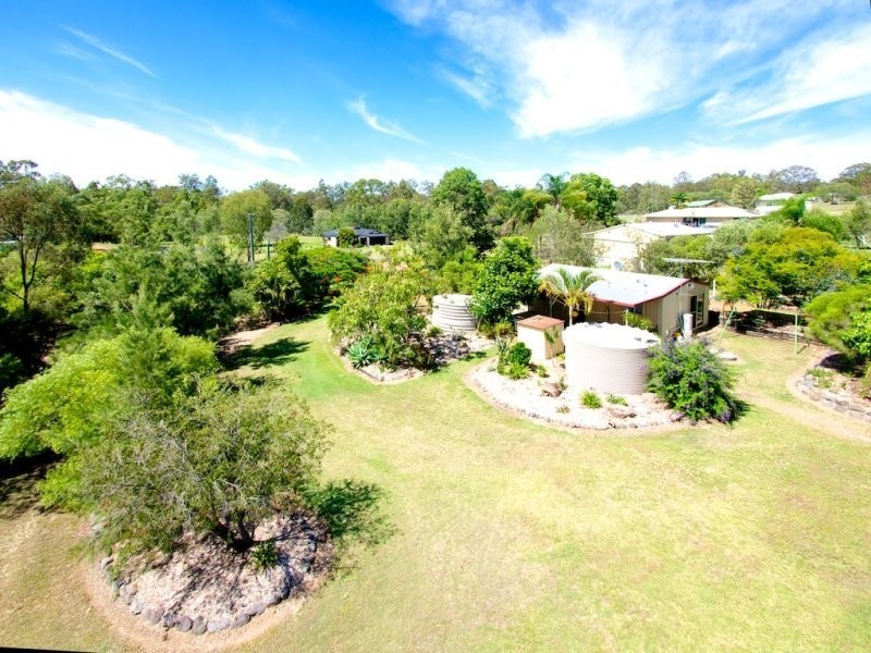 9 Eileen Court, Kensington Grove QLD 4341