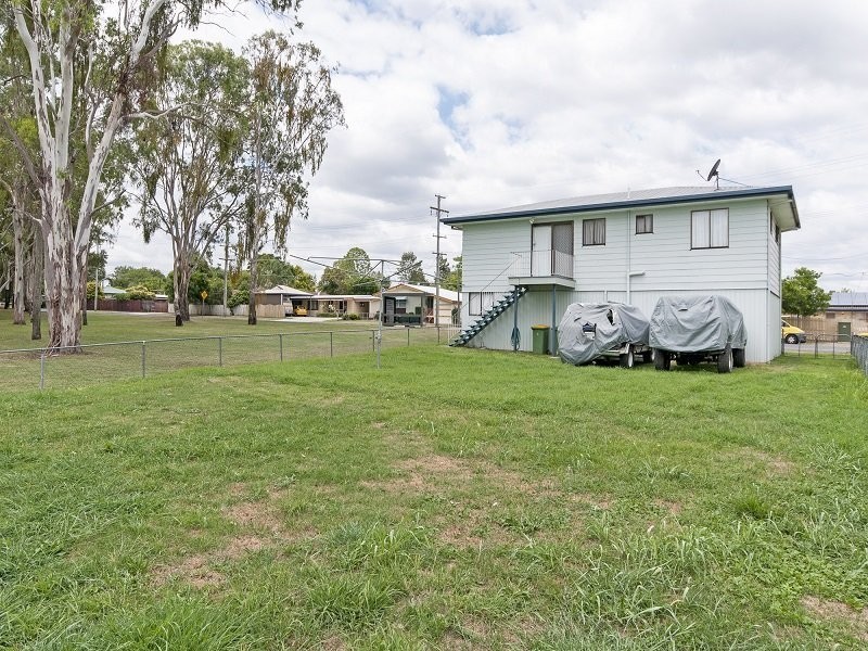 117 Raceview Street, Raceview QLD 4305