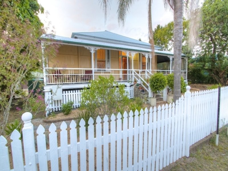 5 Cribb Street, Sadliers Crossing QLD 4305