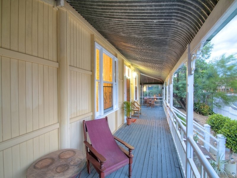 5 Cribb Street, Sadliers Crossing QLD 4305