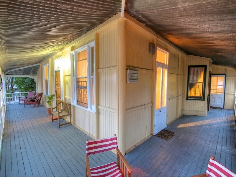 5 Cribb Street, Sadliers Crossing QLD 4305