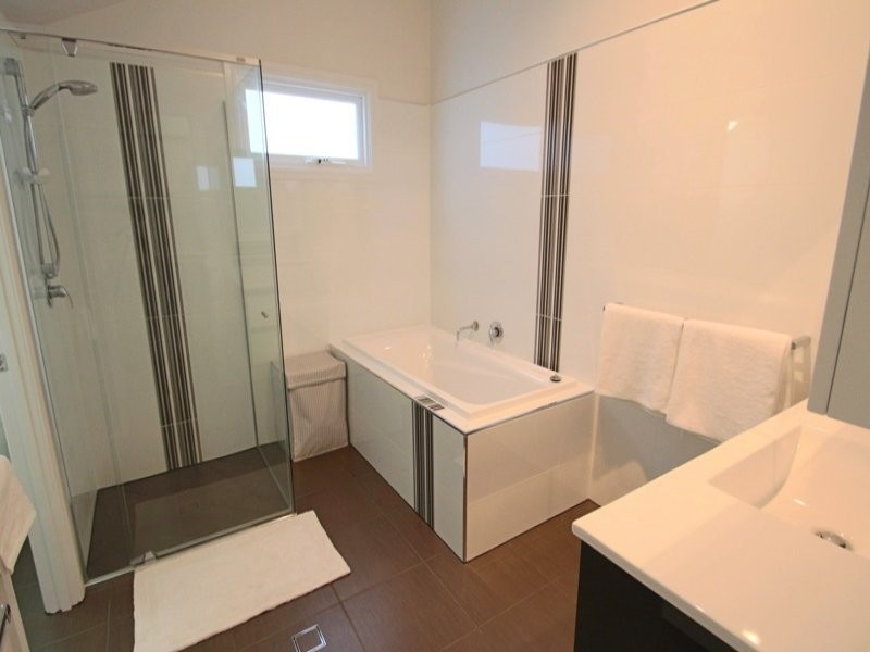 2 Mary Street, Woodend QLD 4305