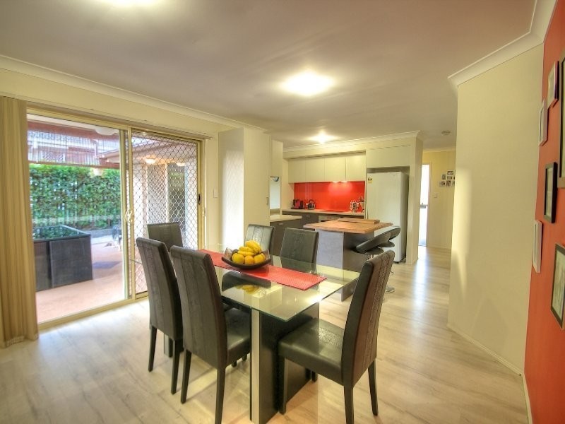 39 Burgess Street, Raceview QLD 4305