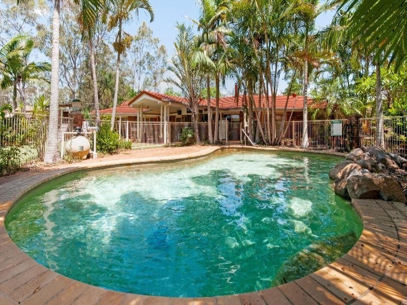 30 Balmoral Grove, Karalee QLD 4306