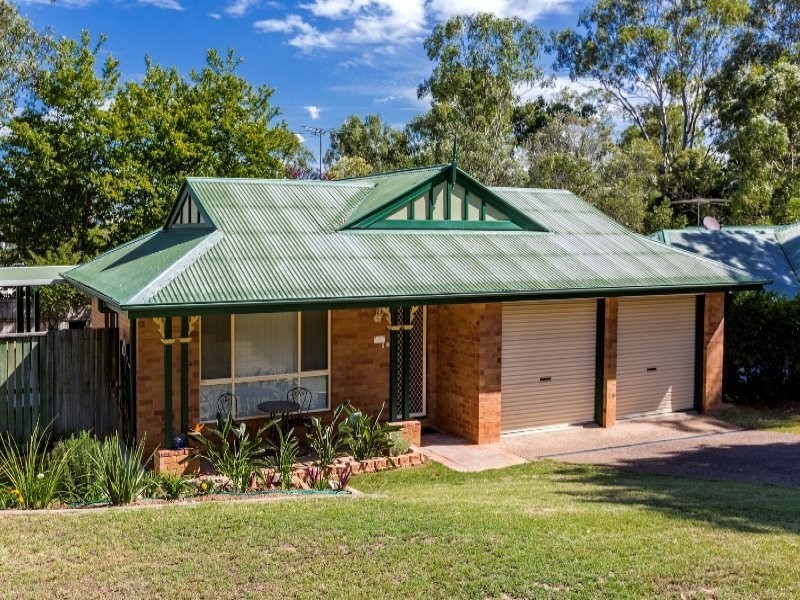 10 John Staines Crescent, North Ipswich QLD 4305