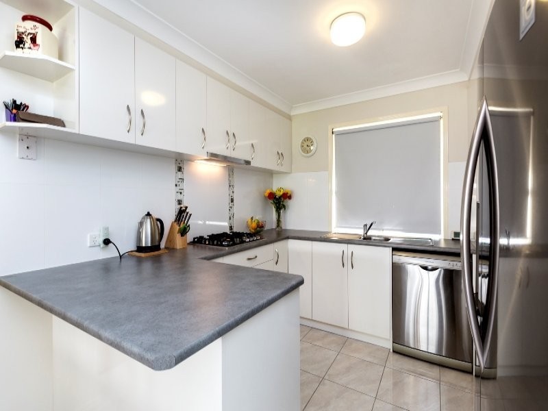 10 John Staines Crescent, North Ipswich QLD 4305