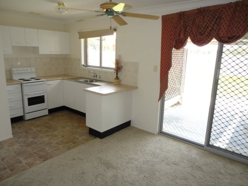 98 Chubb Street, One Mile QLD 4305
