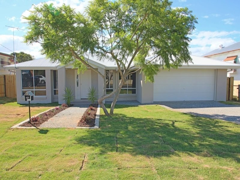 17 Hall Street, Peak Crossing QLD 4306