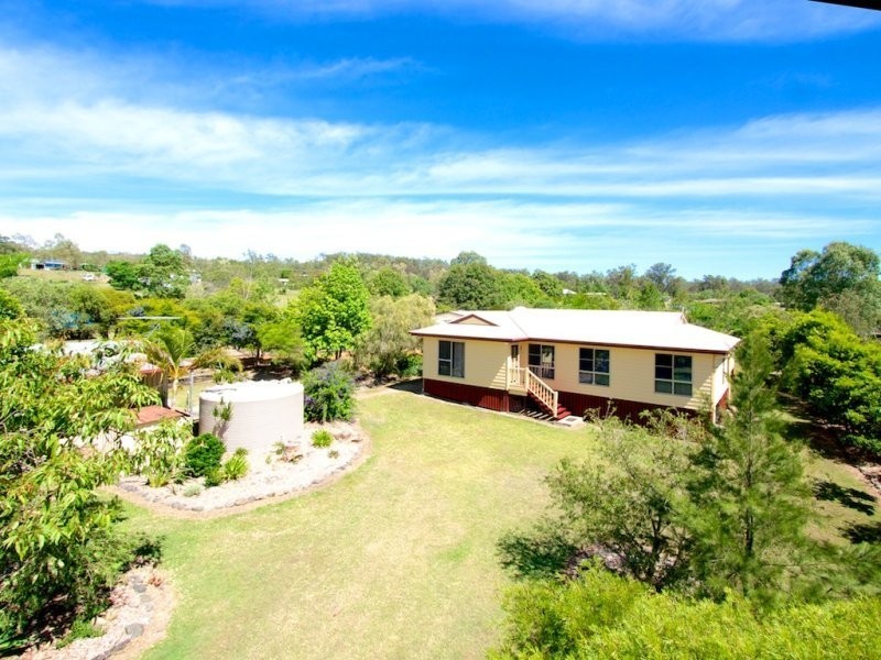 9 Eileen Court, Kensington Grove QLD 4341