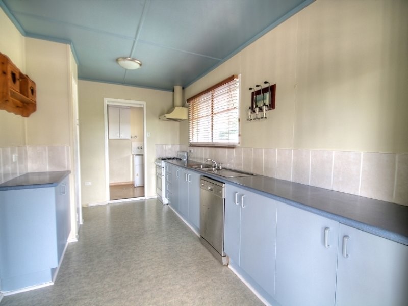 39 Kynance Street, Leichhardt QLD 4305