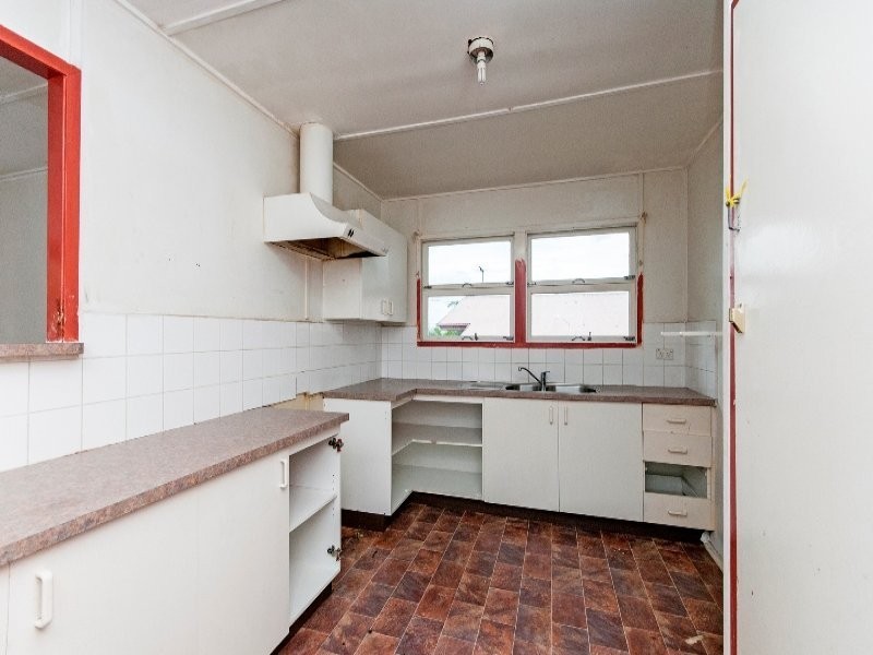 5 Everdina Street, Leichhardt QLD 4305