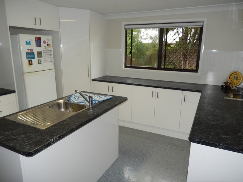 7 Creston Street, Raceview QLD 4305