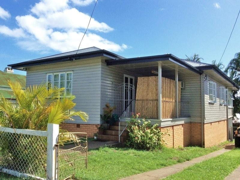 9 Gray Street, Ipswich QLD 4305