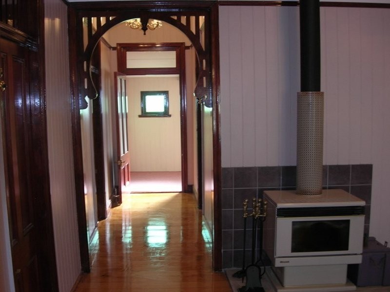 13 Stuart Street, Eastern Heights QLD 4305