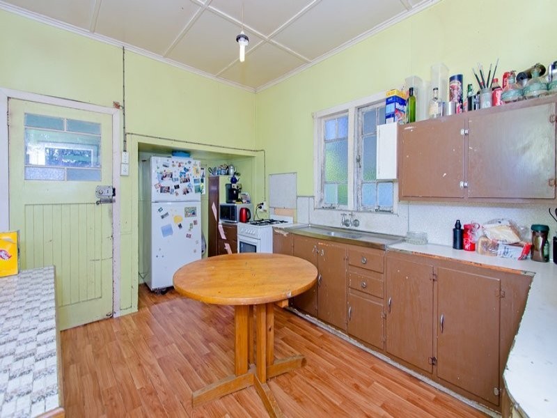 13 Shelley Street, Brassall QLD 4305