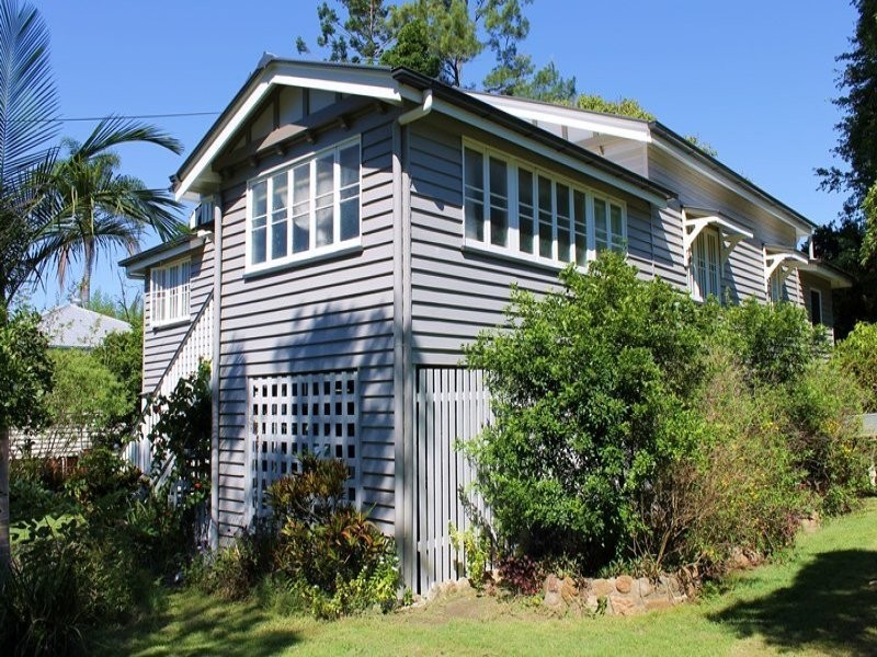 3 Chelmsford Avenue, Ipswich QLD 4305