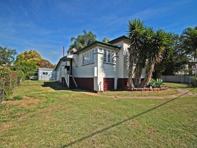 89 Brisbane Road, Newtown QLD 4305