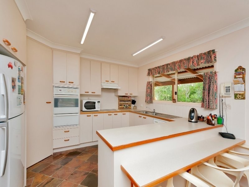23 Sycamore Street, Walloon QLD 4306