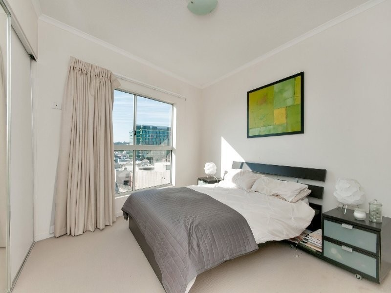 Unit 703 ‘Aspire Apartments’ 11 Ellenborough Street, Woodend QLD 4305