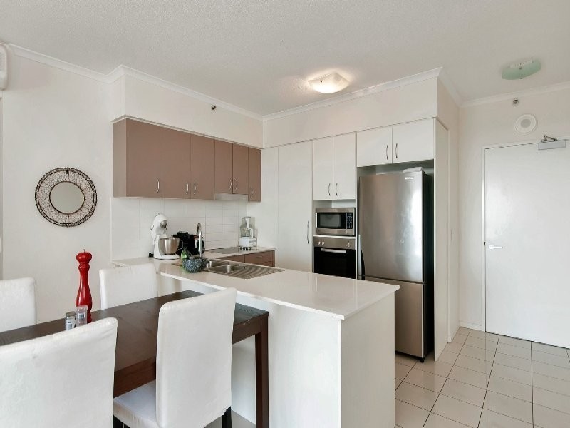 Unit 703 ‘Aspire Apartments’ 11 Ellenborough Street, Woodend QLD 4305