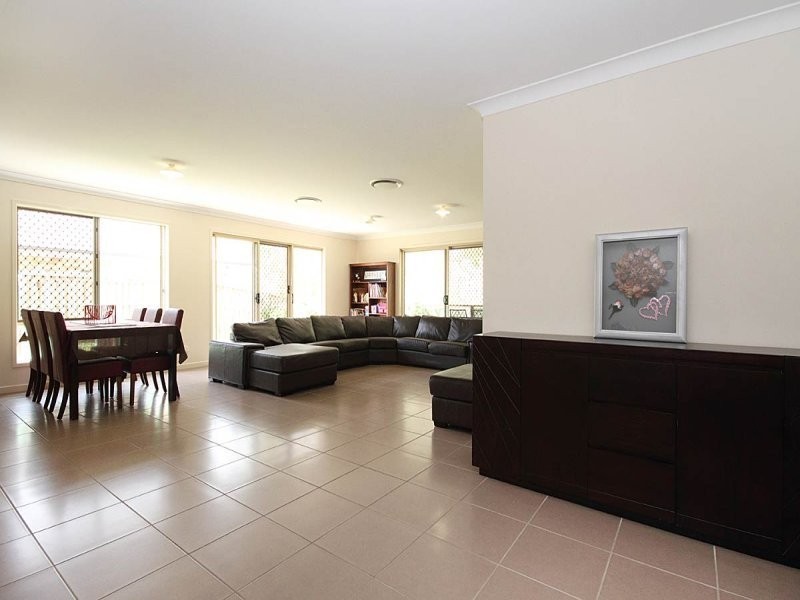 37 Burns Circuit, Augustine Heights QLD 4300