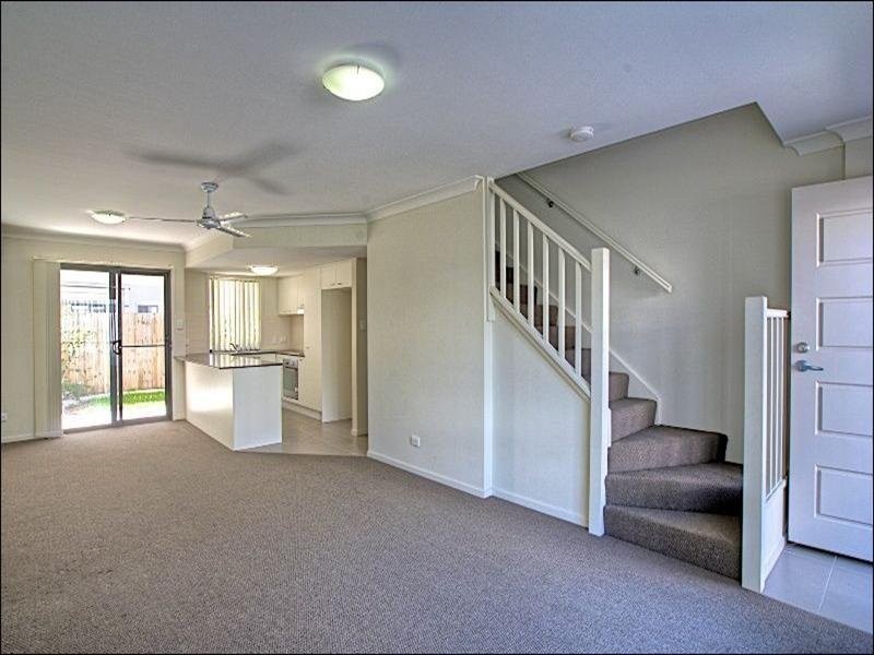 Unit – Gledson Street, North Booval QLD 4304