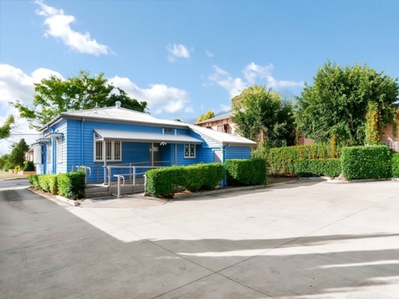 83 Brisbane Road, Newtown QLD 4305