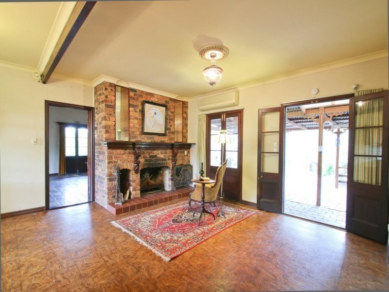 28 Wellen Street, Bundamba QLD 4304