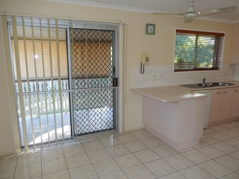 17 Bryant Court, Silkstone QLD 4304